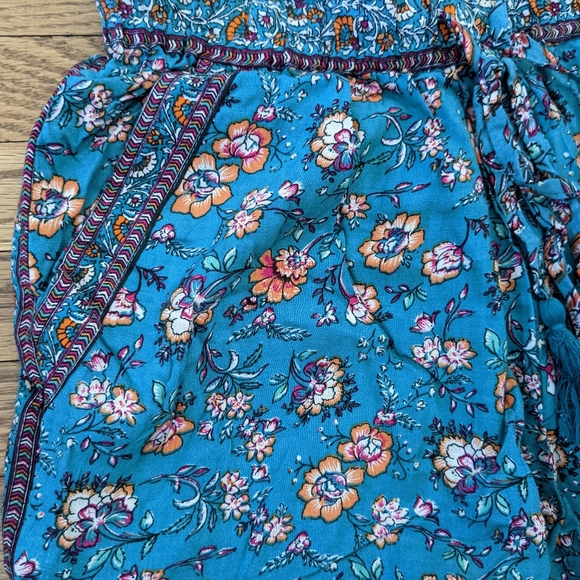 2/15 🌹Casual short - Picture 2 of 3